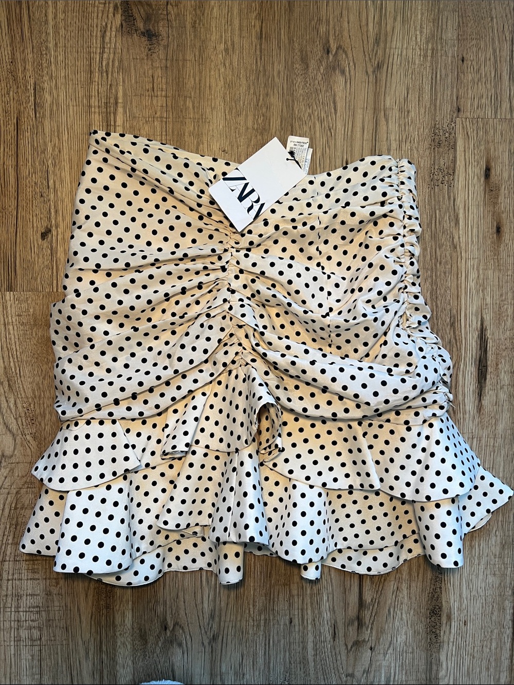 NEW! Zara Cream and Black Polka Dot Ruffle Mini Skirt Size XL